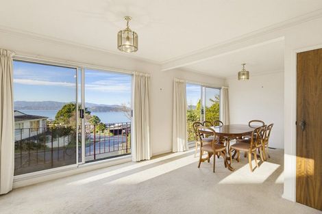 Photo of property in 48 Rama Crescent, Khandallah, Wellington, 6035