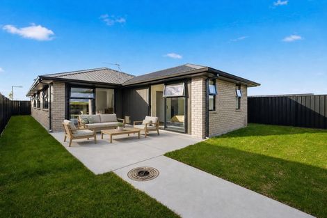Photo of property in 64 Empire Crescent, Papamoa, 3118