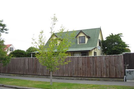Photo of property in 23 Cowes Street, Avondale, Christchurch, 8061