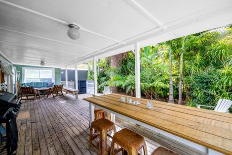 Photo of property in 30 Florance Avenue, Russell, 0202