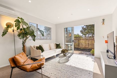 Photo of property in 91 Glidepath Road, Hobsonville, Auckland, 0616
