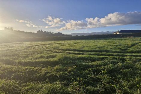 Photo of property in 48 Ohau Terraces, Ohau, 5570