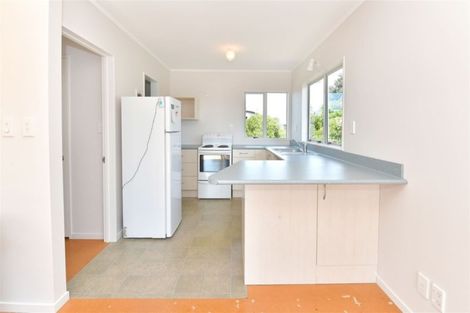 Photo of property in 8 Vipond Road, Stanmore Bay, Whangaparaoa, 0932