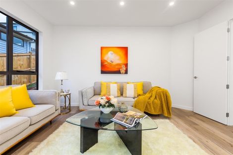 Photo of property in 34 Takurua Terrace, Orewa, 0931