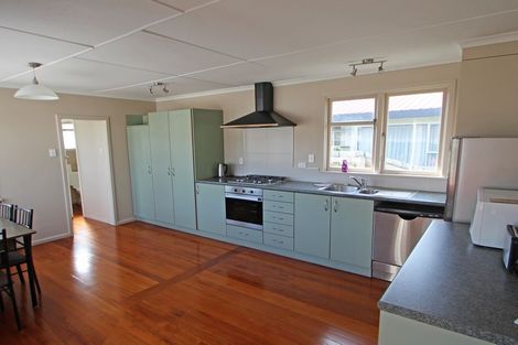 Photo of property in 30 Balmoral Street, Oamaru North, Oamaru, 9400