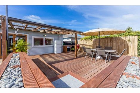 Photo of property in 38 Oram Avenue, New Brighton, Christchurch, 8061