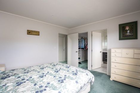 Photo of property in 22 Ashmore Drive, Frankleigh Park, New Plymouth, 4310