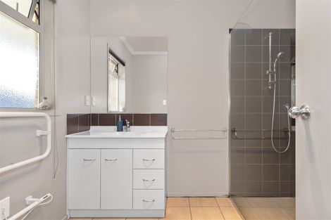 Photo of property in 20 Grabella Place, Papamoa Beach, Papamoa, 3118