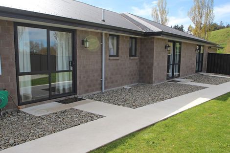 Photo of property in 44 Blue Stone Drive, Waiareka Junction, Oamaru, 9401