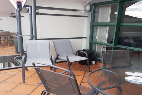 Photo of property in 50b Hawker Street, Mount Victoria, Wellington, 6011