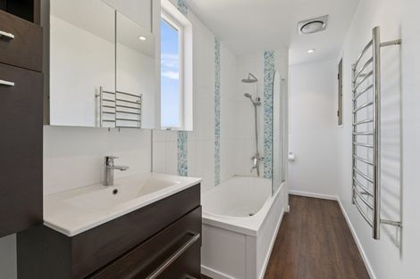 Photo of property in 21 Brigitte View, Snells Beach, 0920