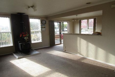 Photo of property in 27 Te Rangitautahanga Road, Turangi, 3334