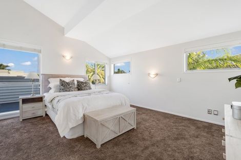 Photo of property in 53 Manor Park, Sunnyhills, Auckland, 2010