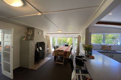 Photo of property in 18 Howard Street, Macandrew Bay, Dunedin, 9014