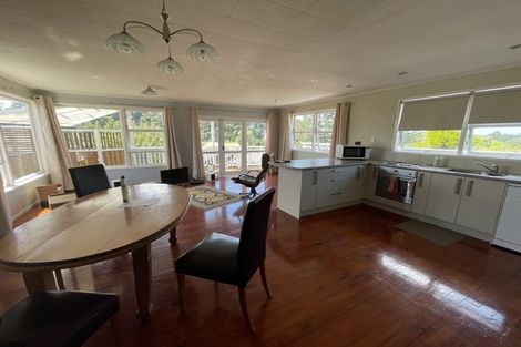 Photo of property in 24 Huruhuru Road, Massey, Auckland, 0614