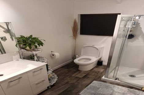 Photo of property in 41c Langton Road, Stanmore Bay, Whangaparaoa, 0932