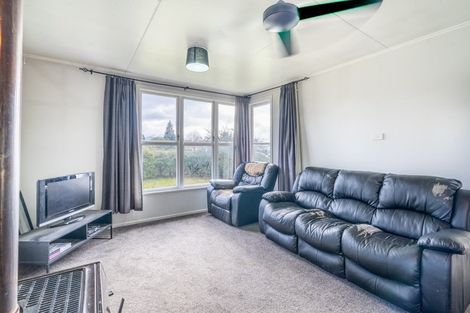 Photo of property in 30 Excelsior Place, Manapouri, 9679