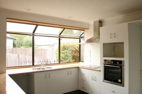 Photo of property in 3a Juniper Place, Burnside, Christchurch, 8053