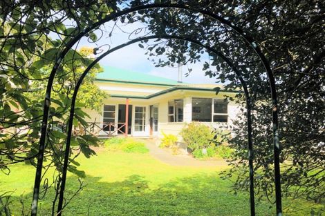 Photo of property in 22 Bonham Street, Pahi, Paparoa, 0571