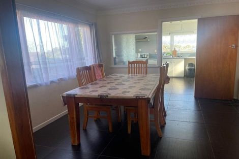 Photo of property in 13 Scotts Road, Manurewa East, Auckland, 2102