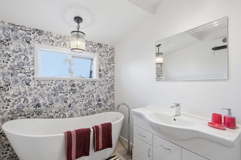 Photo of property in 69 Christina Street, Strathern, Invercargill, 9812