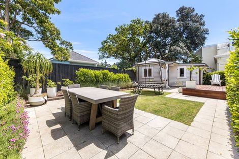 Photo of property in 58 Princes Street, Northcote Point, Auckland, 0627