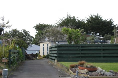 Photo of property in 13 Banks Place, Tawhero, Whanganui, 4501