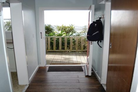 Photo of property in 4 Sunglow Avenue, Melrose, Wellington, 6023