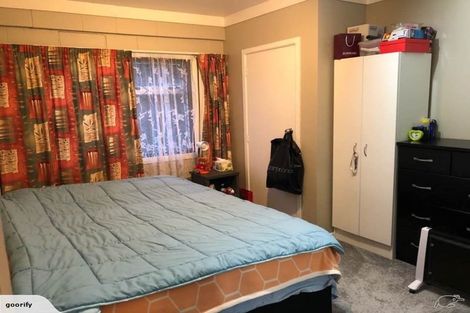 Photo of property in 27a Royal Road, Massey, Auckland, 0614