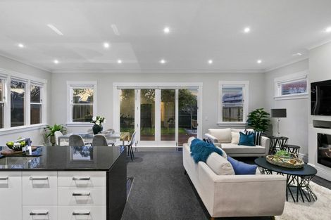 Photo of property in 2 Adelaide Street, Petone, Lower Hutt, 5012