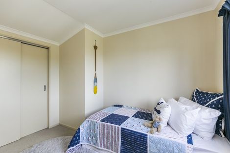 Photo of property in 96a Montgomery Avenue, Karori, Wellington, 6012