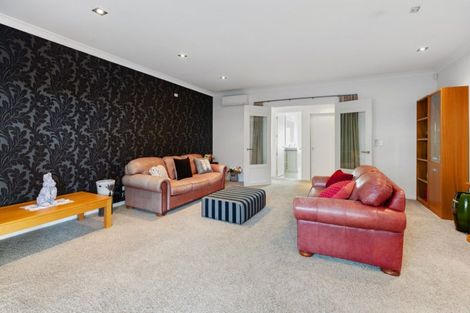 Photo of property in 22 Estuary View Road, Welcome Bay, Tauranga, 3112