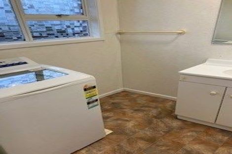 Photo of property in 8a Newnham Terrace, Upper Riccarton, Christchurch, 8041