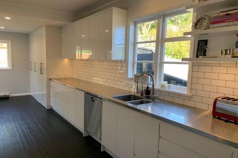 Photo of property in 31 Cockayne Road, Khandallah, Wellington, 6035