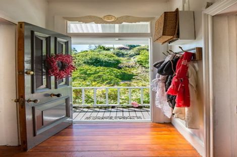 Photo of property in 12 Russell Street, Stepneyville, Nelson, 7010