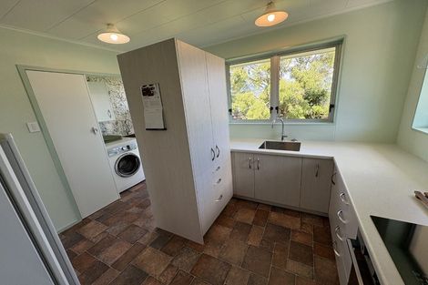 Photo of property in 68 Gurney Road, Kelson, Lower Hutt, 5010