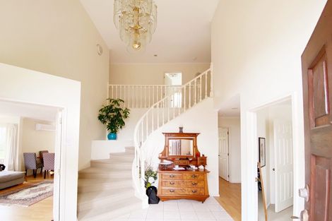 Photo of property in 25 Bronte Place, Somerville, Auckland, 2014