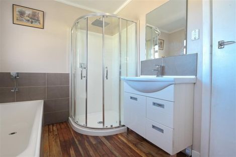 Photo of property in 12 Merton Crescent, Pirimai, Napier, 4112