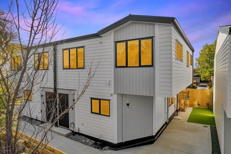 Photo of property in 15 Mckean Avenue, Manurewa, Auckland, 2102