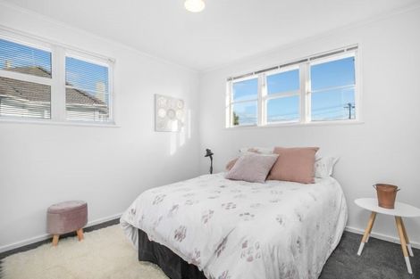 Photo of property in 54b Arimu Road, Papakura, 2110
