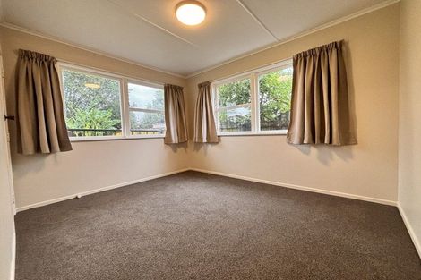 Photo of property in 8 Arnhem Place, Pukekohe, 2120
