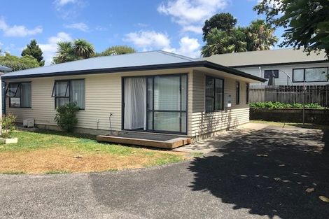 Photo of property in 12 Japonica Drive, Beach Haven, Auckland, 0626