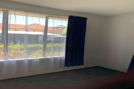 Photo of property in 20 Sullivan Avenue, Mangere Bridge, Auckland, 2022
