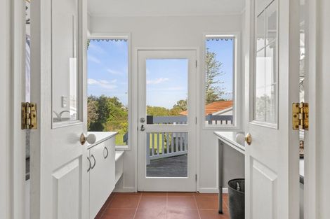 Photo of property in 111 Deep Creek Road, Torbay, Auckland, 0630