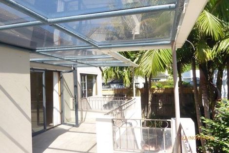 Photo of property in 28 Comins Crescent, Mission Bay, Auckland, 1071