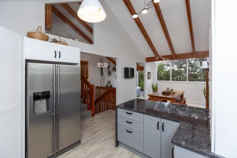 Photo of property in 20 Tiromoana Road, Raumati South, Paraparaumu, 5032