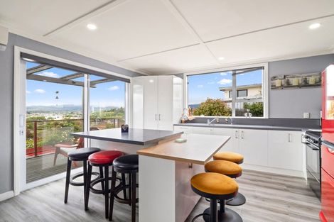 Photo of property in 39 Braeside, Kinmont Park, Mosgiel, 9024