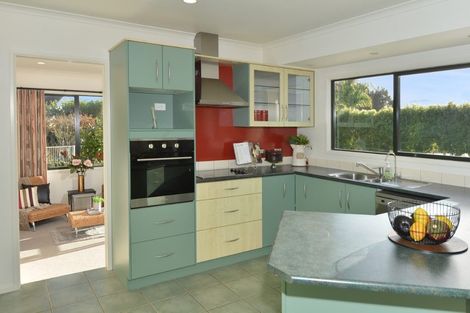 Photo of property in 23 Chatsfield Place, Te Kamo, Whangarei, 0112