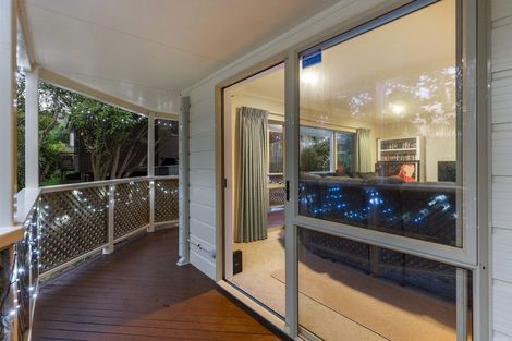 Photo of property in 2/13a Sandspit Road, Cockle Bay, Auckland, 2014