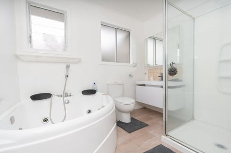 Photo of property in 53 Hendon Road, Fairview Downs, Hamilton, 3214